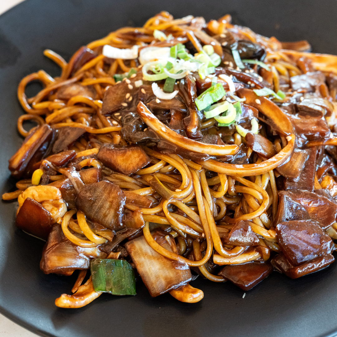 Sojanoodles met ketjap spek – comfort food voor doordeweeks